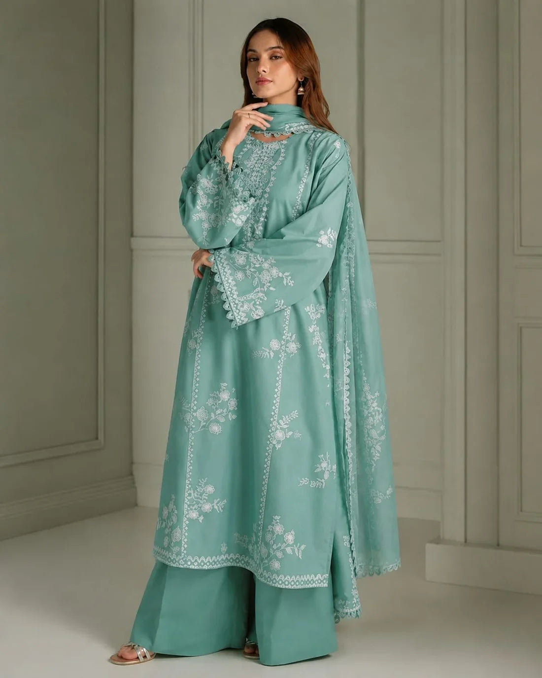 DHANAK EMBROIDERY 3PC SUIT