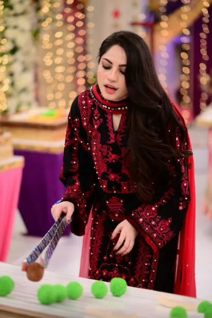 3 PCS WOMEN’S UNSTITCHED DHANAK EMBROIDERED SUIT