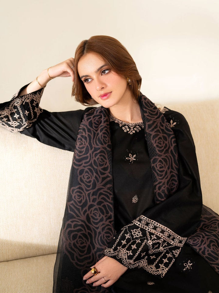 Premium Lawn 3pc Heavy Embroidery with printed Monar Shawl