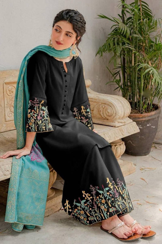 Premium Lawn 3pc Heavy Embroidery with printed Monar Shawl