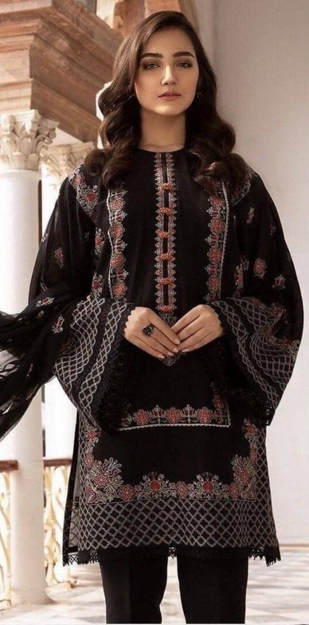 Premium Lawn 3pc Heavy Embroidery with Embroidered chiffon Dupta
