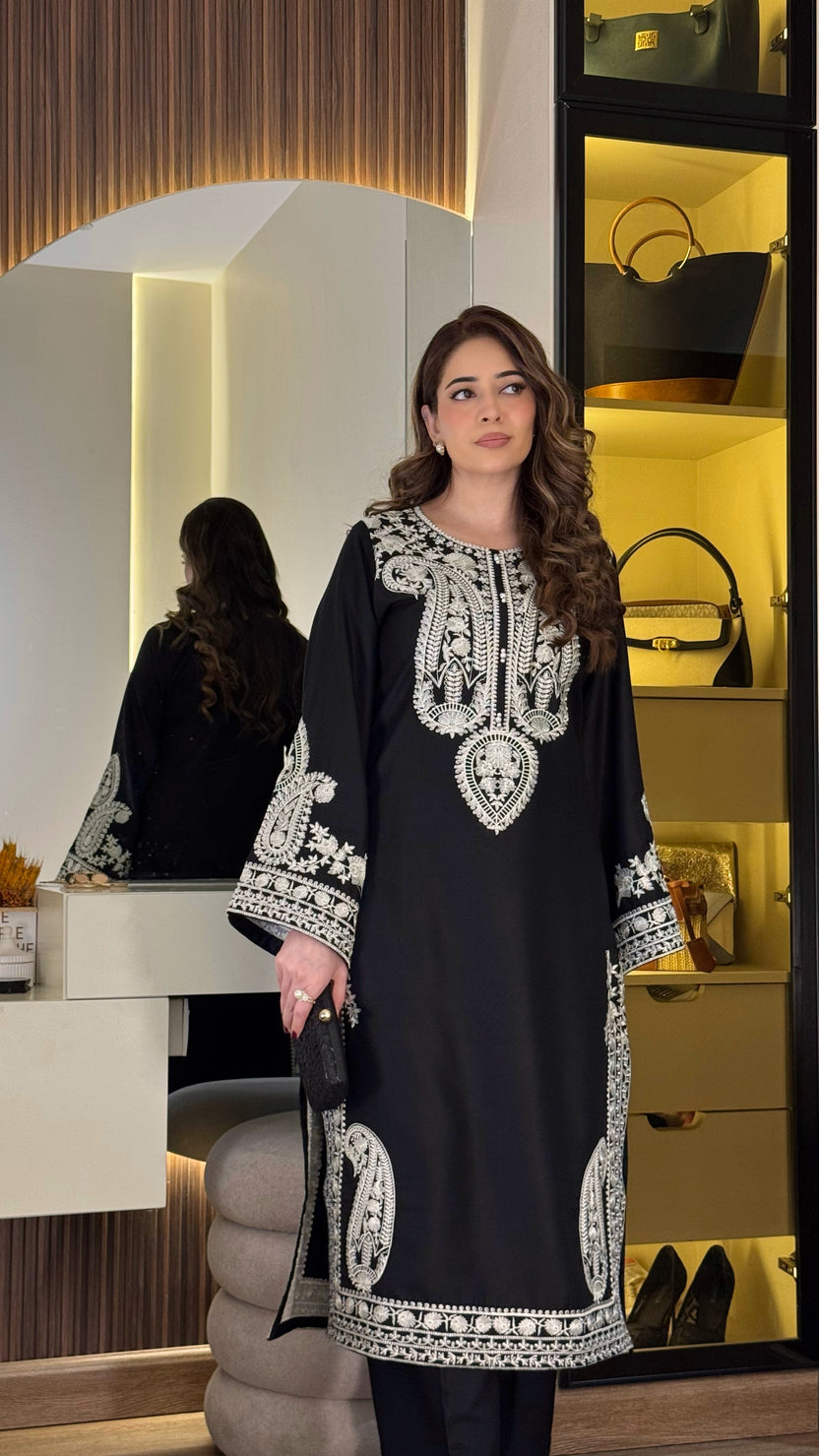 Premium Lawn 3pc Heavy Embroidery with ready to wear chiffon dupta