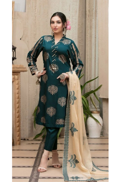 Premium Lawn 3pc Heavy Embroidery with Embroidered chiffon Dupta