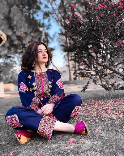 Premium Lawn 3pc Heavy Embroidery with printed Monar Shawl