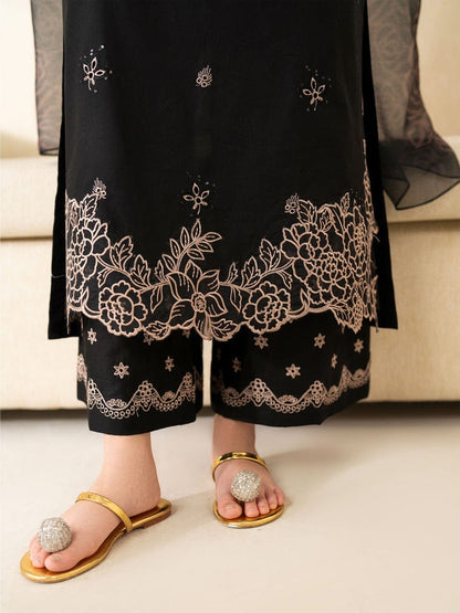 Premium Lawn 3pc Heavy Embroidery with printed Monar Shawl
