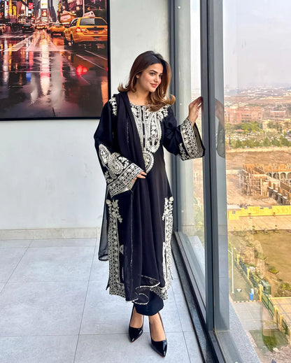 Premium Lawn 3pc Heavy Embroidery with ready to wear chiffon dupta